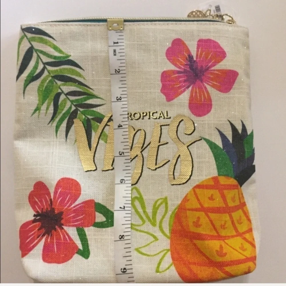Bath & Body Cosmetic Medium Shimmer Tropical Pouch BNWT